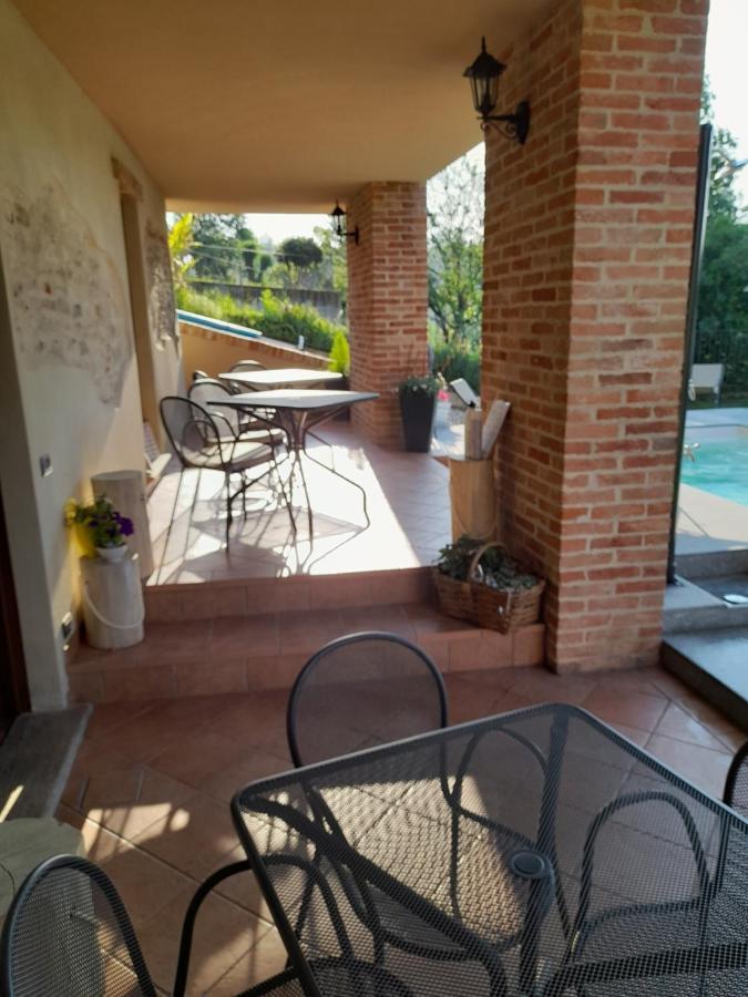 Agriturismo I Grappoli Serralunga d'Alba Dış mekan fotoğraf