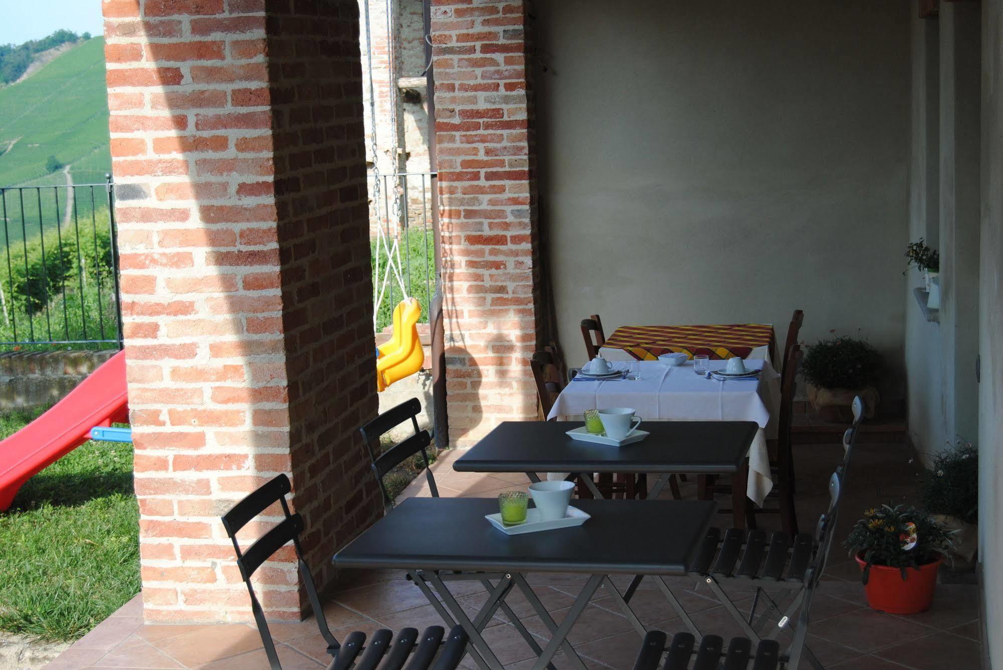 Agriturismo I Grappoli Serralunga d'Alba Dış mekan fotoğraf